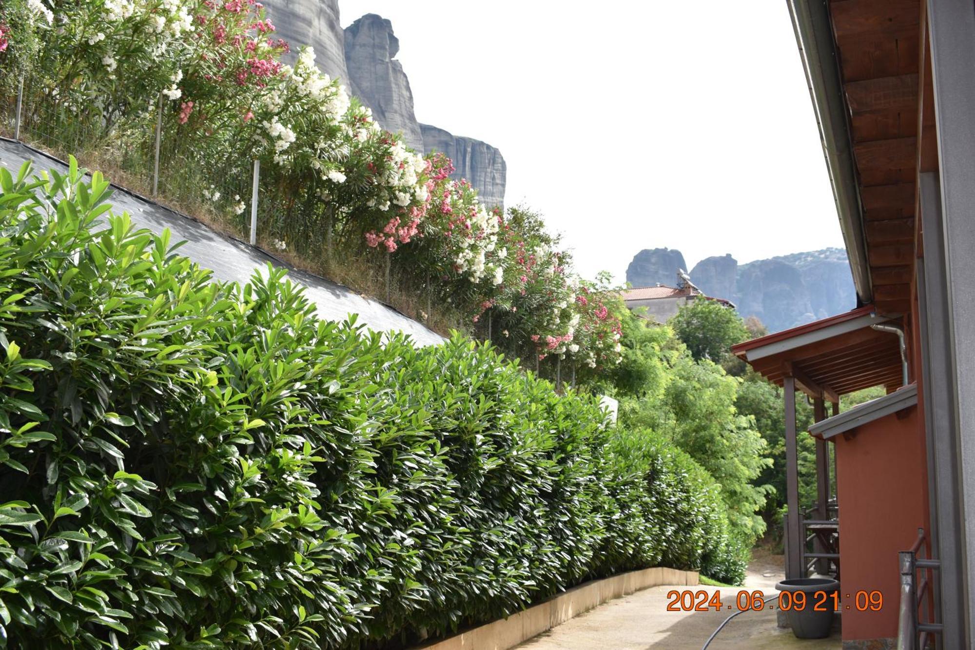 Hotel Meteora Калампака Экстерьер фото
